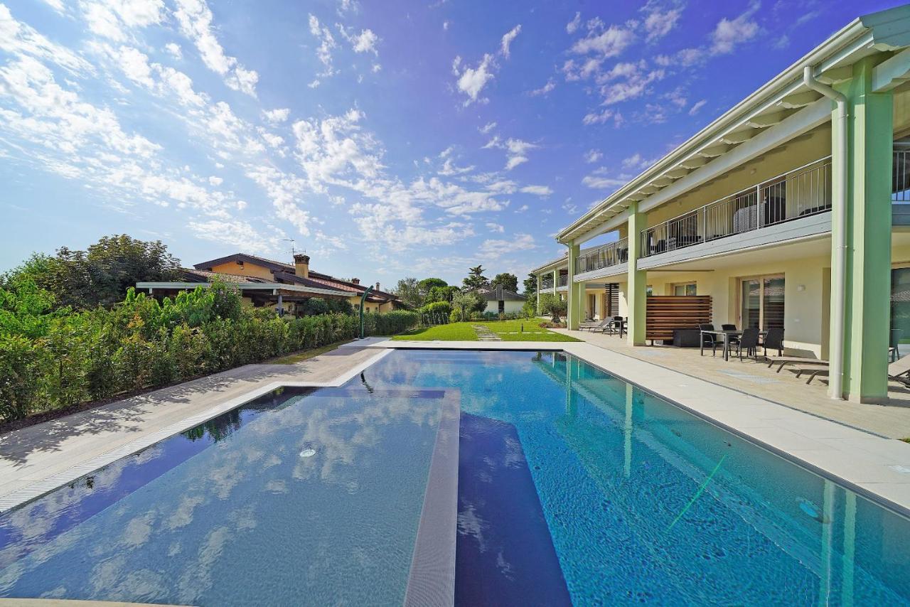 Gardaliva Blue Studio 3 Manerba del Garda Eksteriør billede