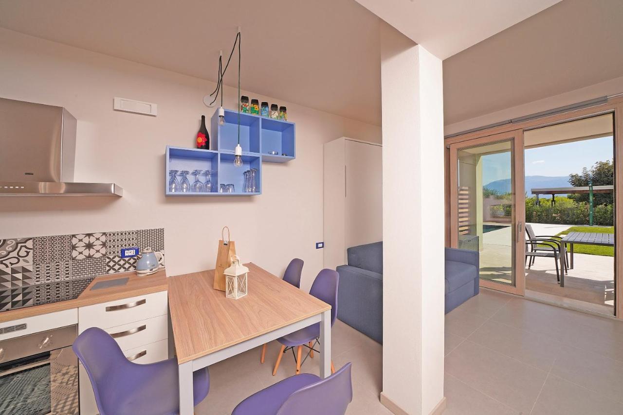 Gardaliva Blue Studio 3 Manerba del Garda Eksteriør billede